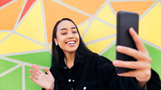 girl takes selfie